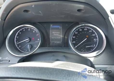 2019 Toyota Camry Le z USA, uszkodzony, nr VIN 4T1B11HK0KU184316